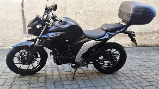 YAMAHA FZ25 FAZER ABS 